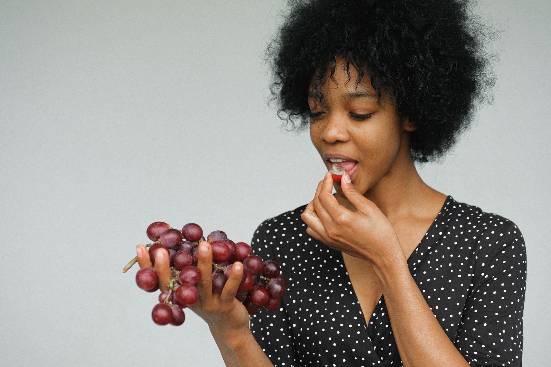 Best way to eat grapes