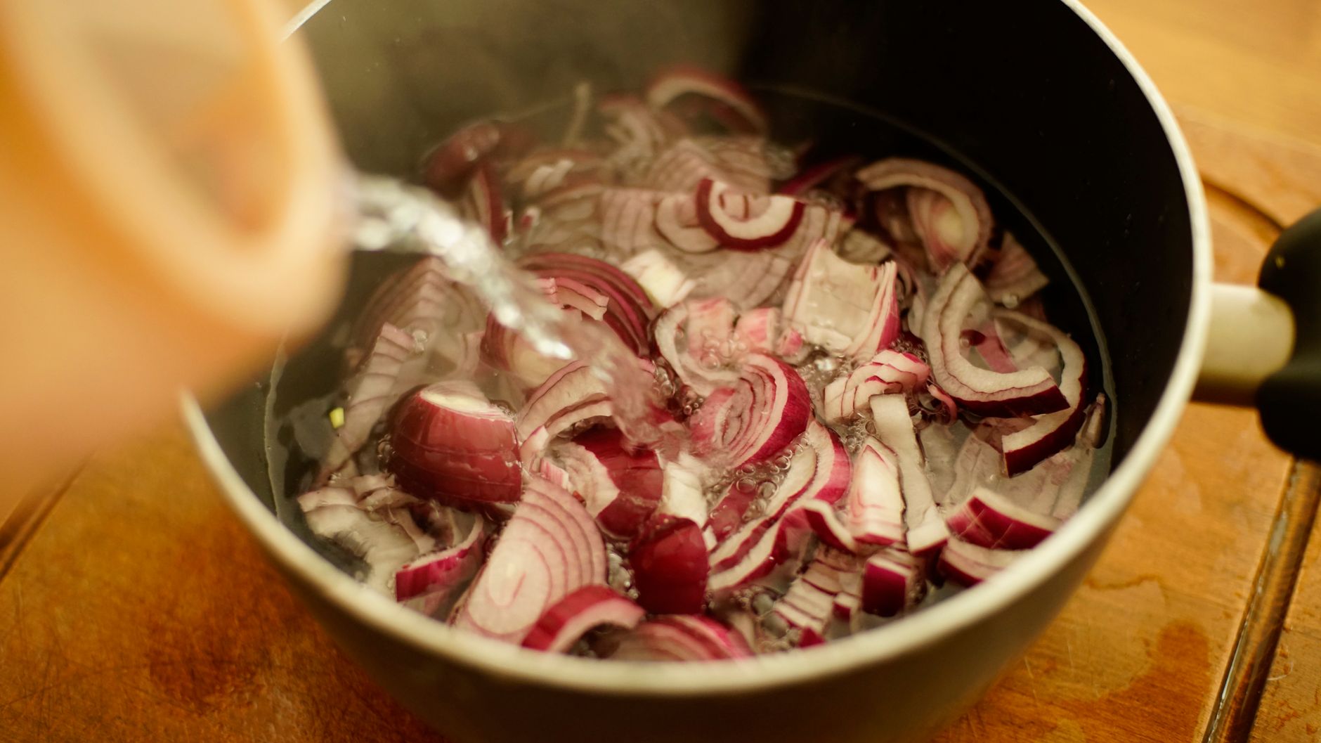Boiling onions vs pearl onions