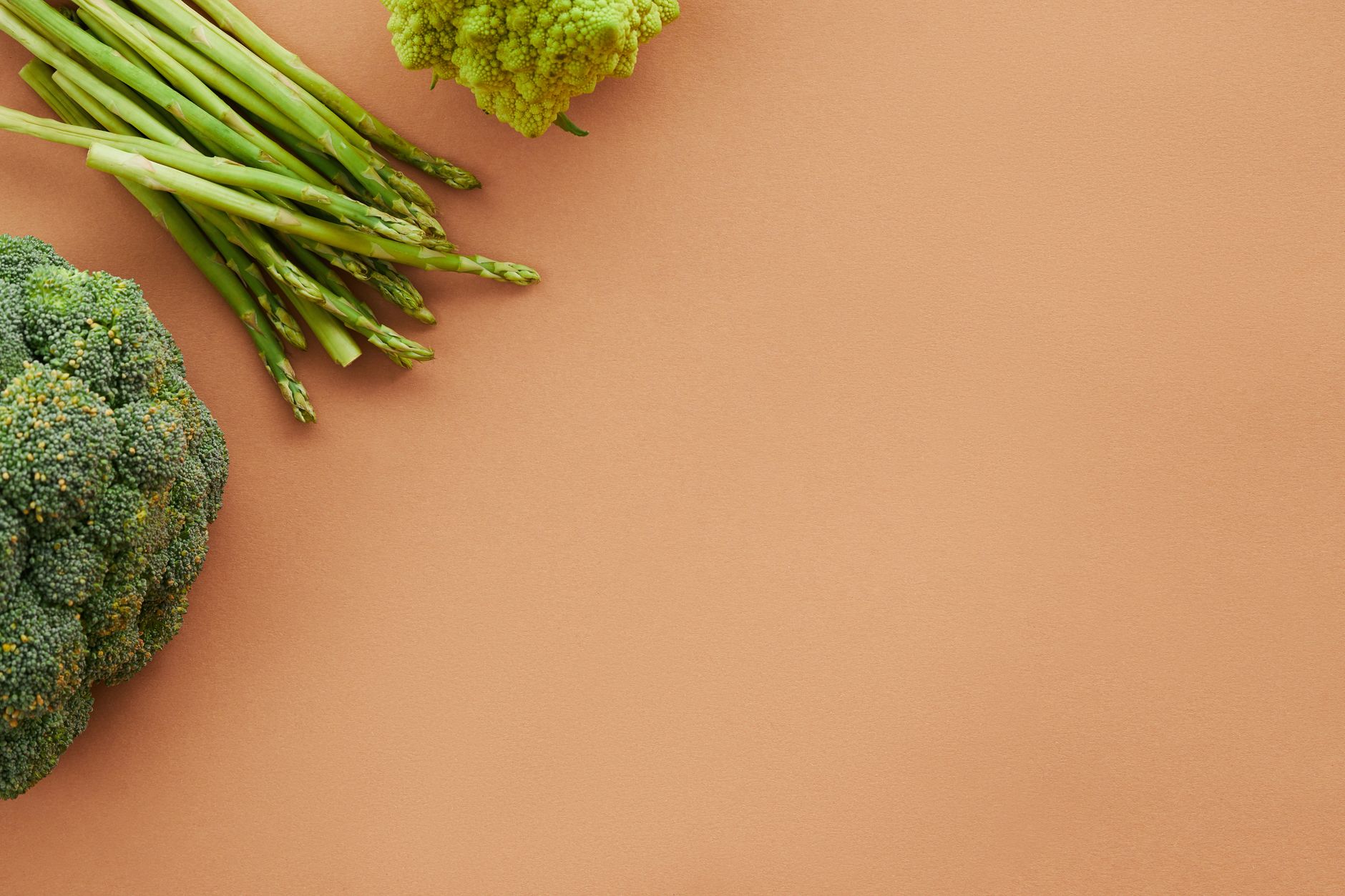 Broccoli vs asparagus nutrition
